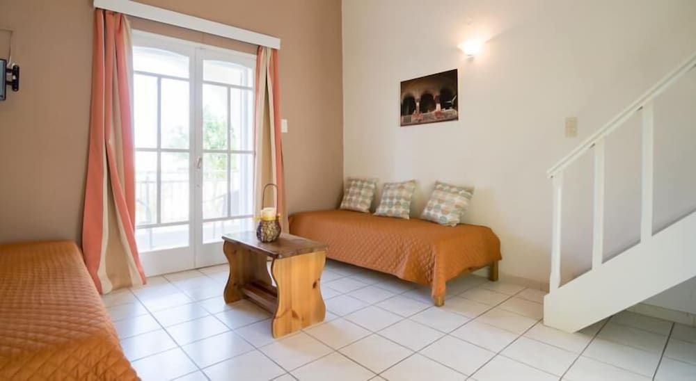 Room, Pool View (Duplex)