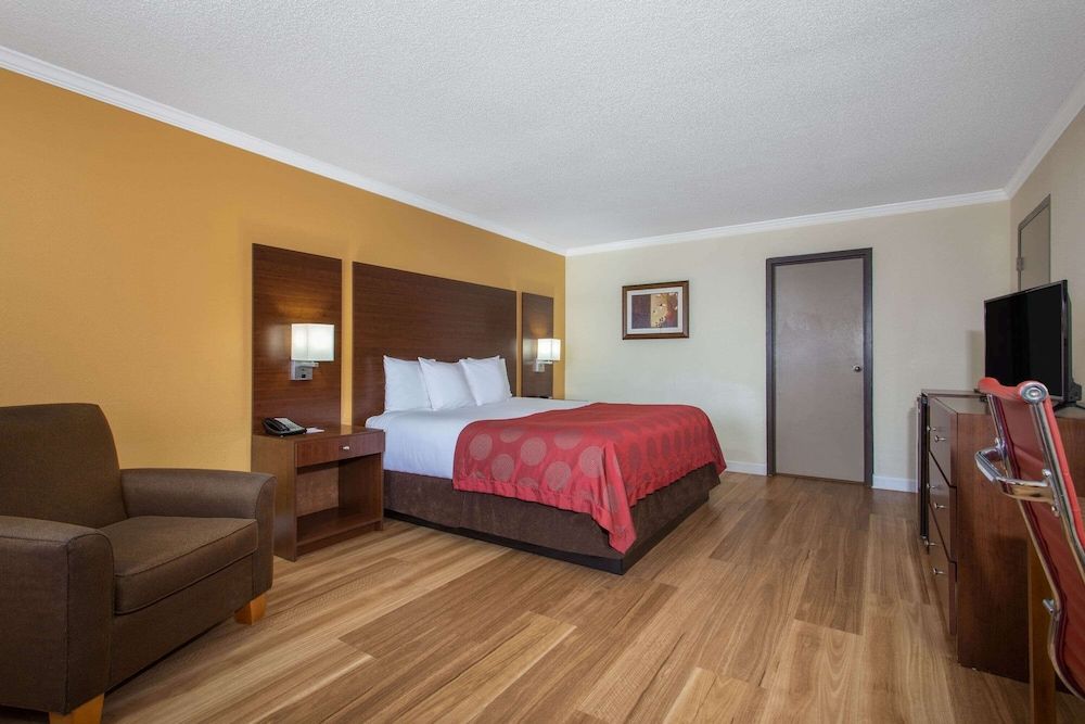 Room, 1 King Bed, Accessible, Non Smoking