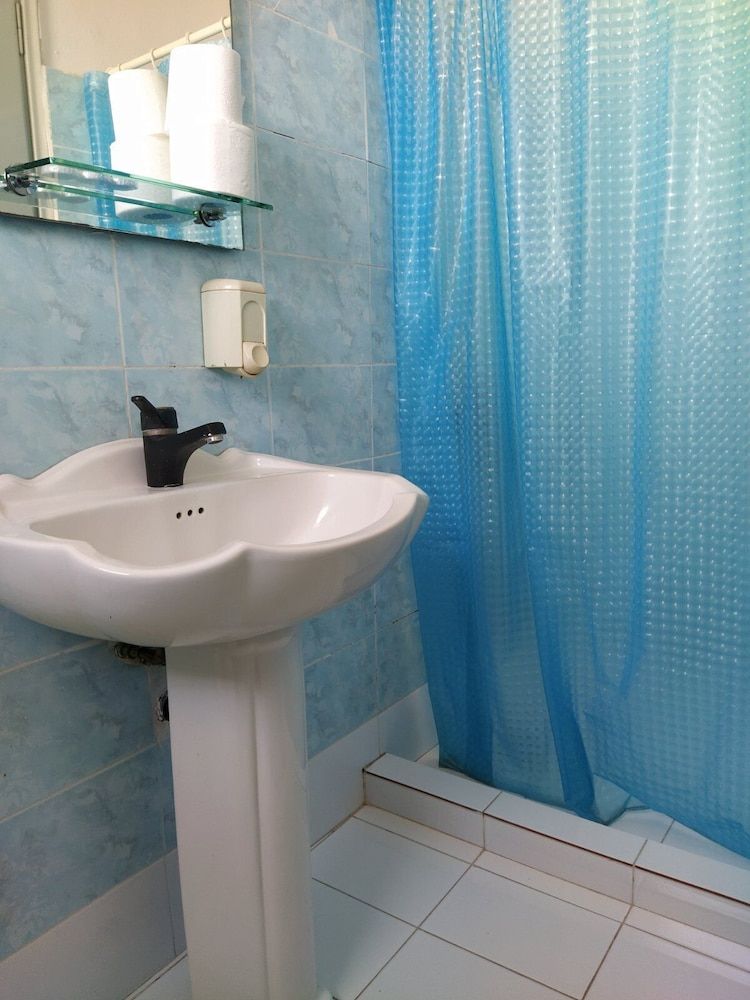 Hotel Delfini Quadruple Room 3