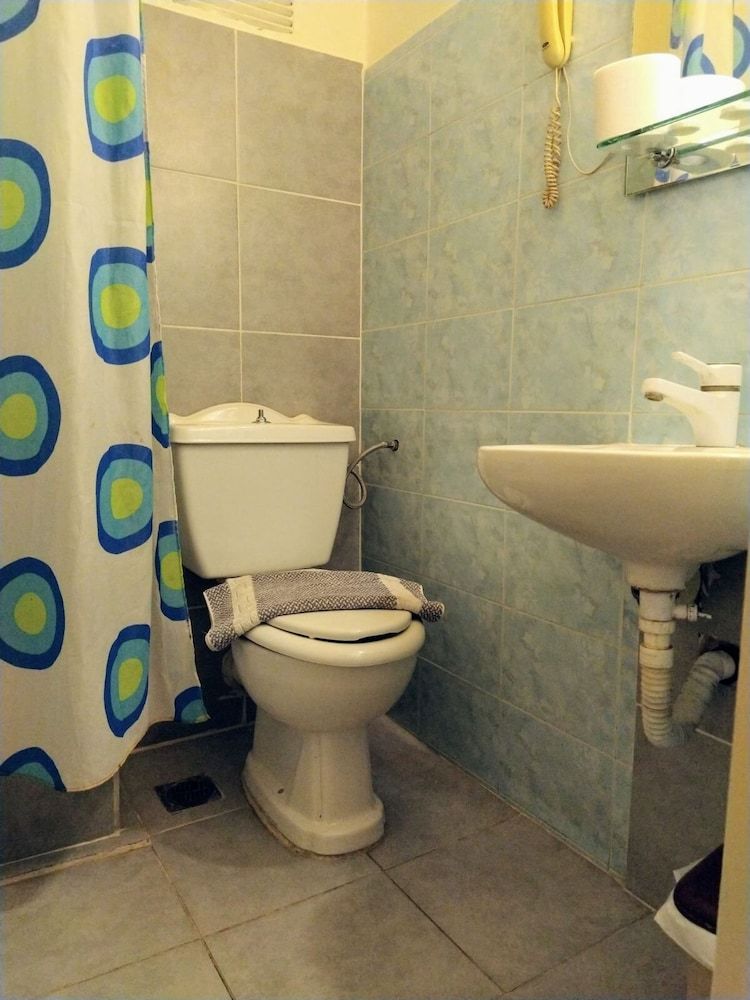 Hotel Delfini Quadruple Room 4