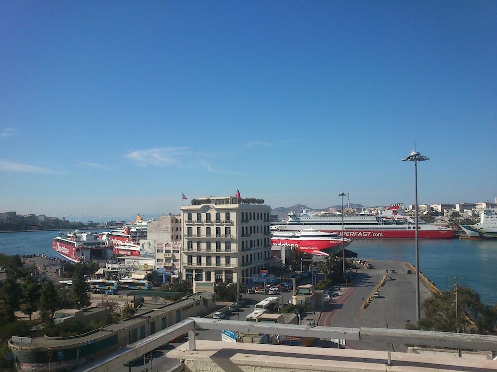 undefined Hotel Delfini 6