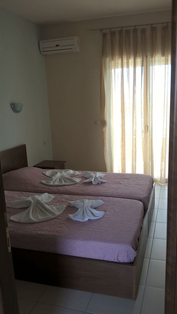 Double or Twin Room, 1 Double or 2 Twin Beds