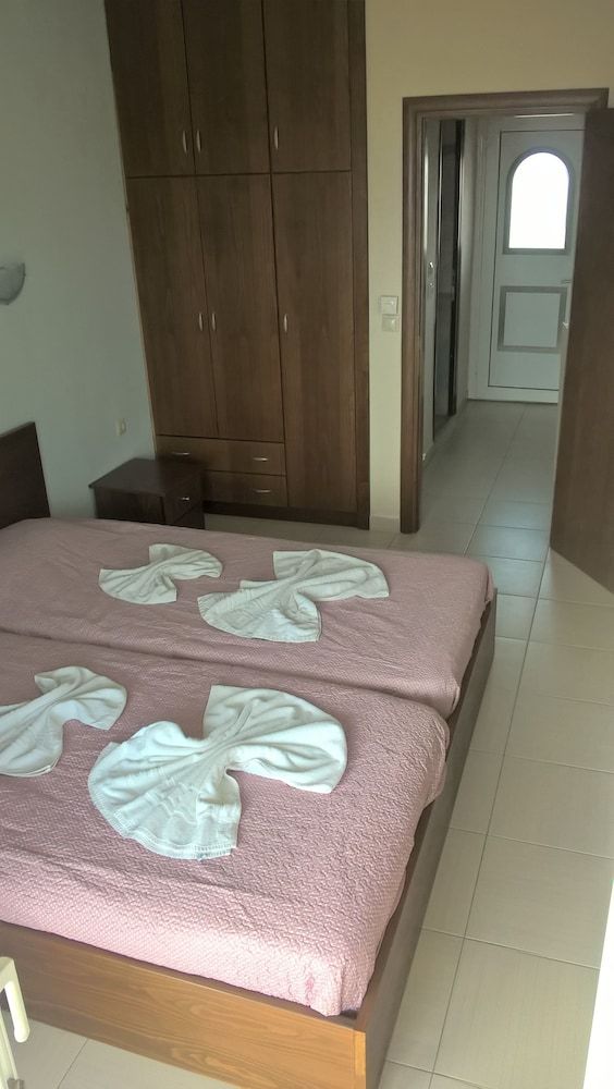 Double or Twin Room, 1 Double or 2 Twin Beds