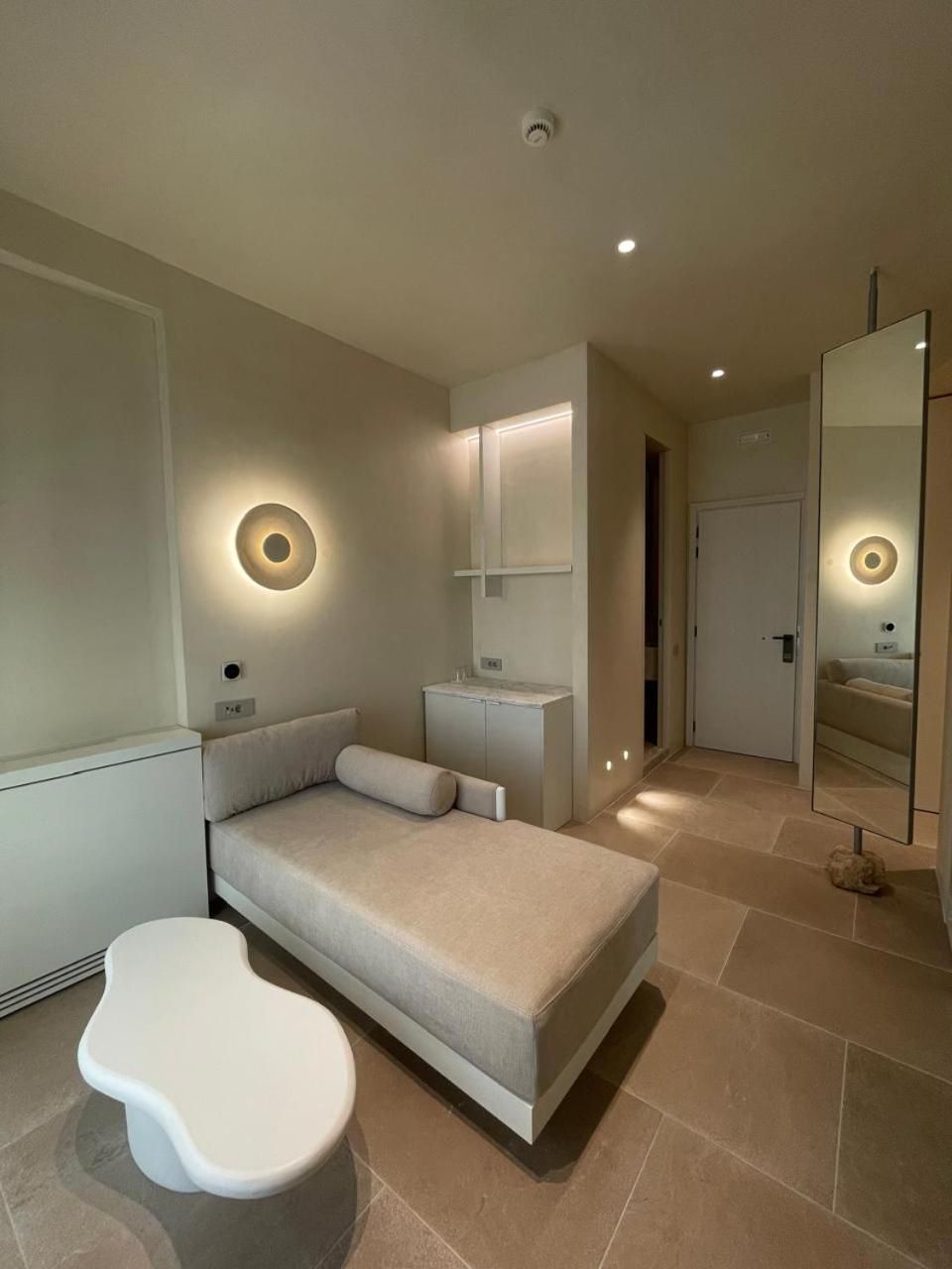 Harbor View Suite