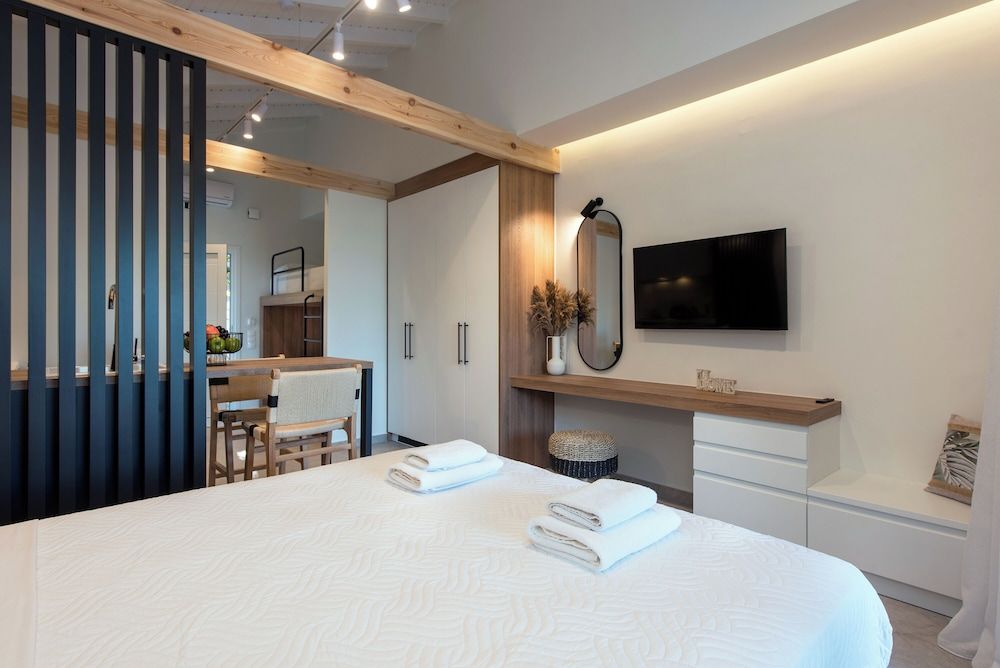 Anita Village Studio Deluxe with Mini Pool 4