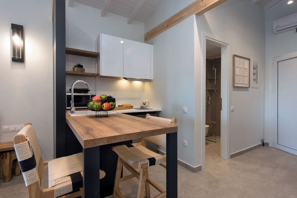 Anita Village Studio Deluxe with Mini Pool 7