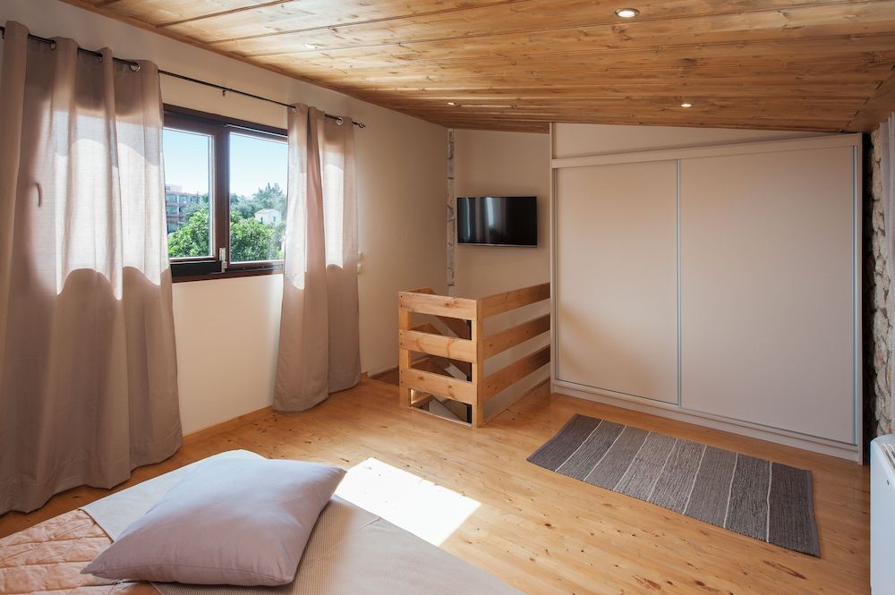 Anita Village Luxury Duplex 14