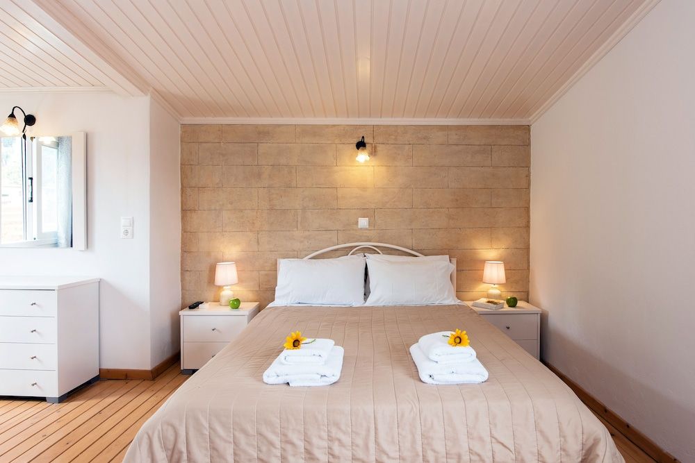 Anita Village Family Studio 2