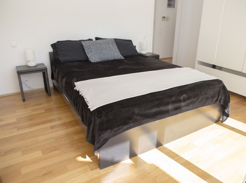 Infinity White Complex Deluxe Apartment, Partial Sea View 2