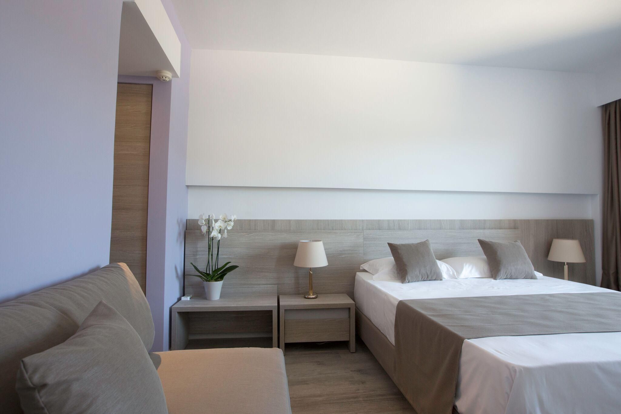 Mountain View Room