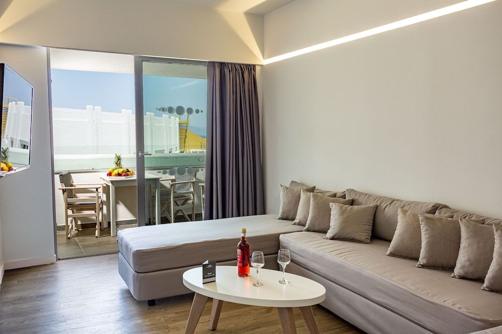 Family Suite, Annex Building