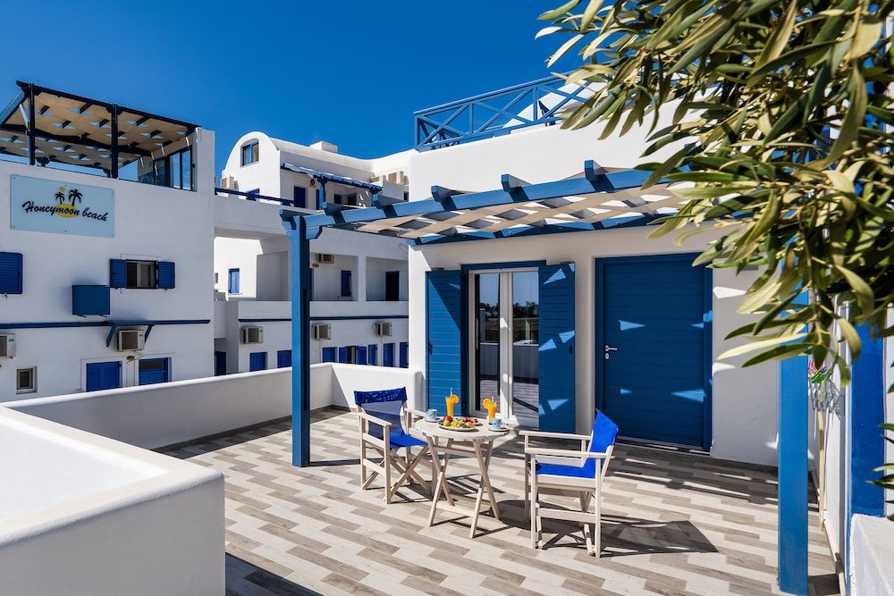 undefined Honeymoon Beach Studios 7