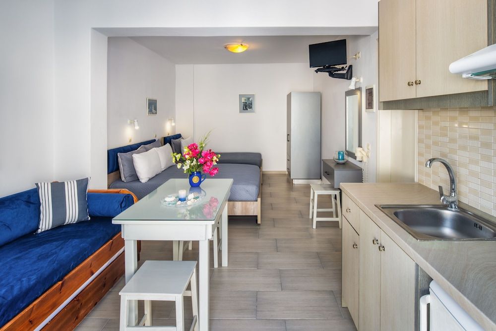 Honeymoon Beach Studios Standard Studio for 3 people