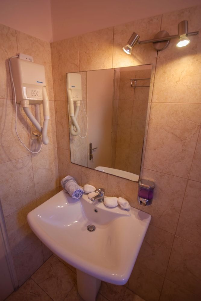 Ulrika Hotel Double Room, Sea View 17