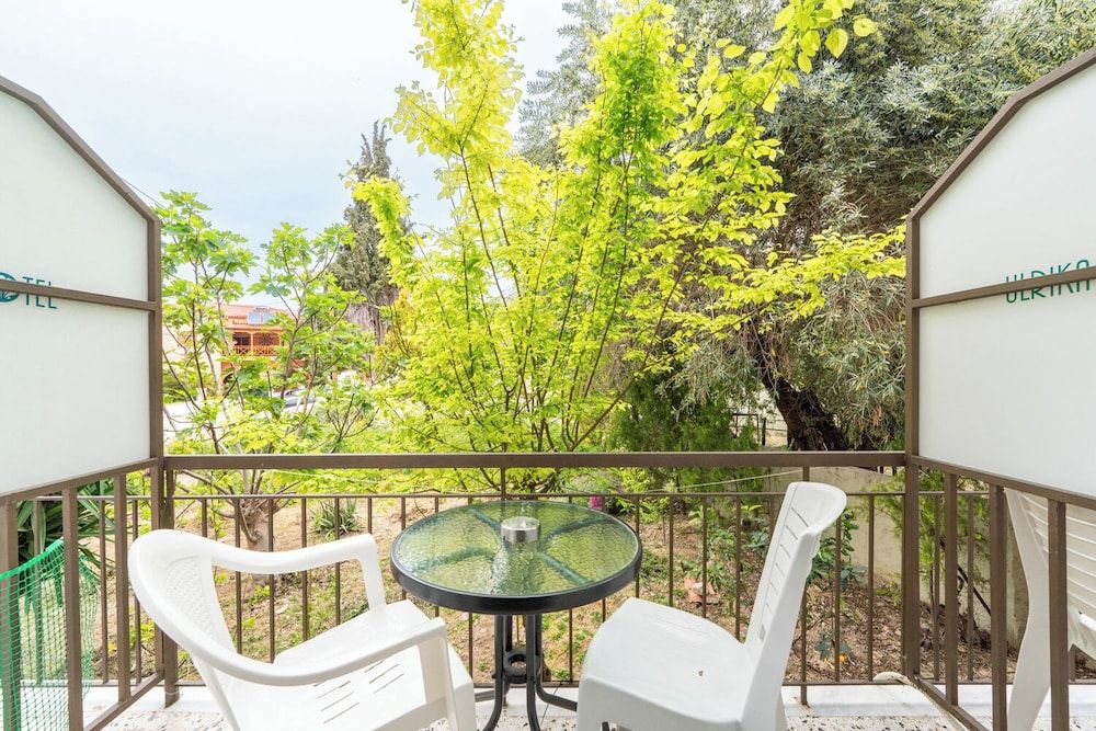 Ulrika Hotel Quadruple Room 16