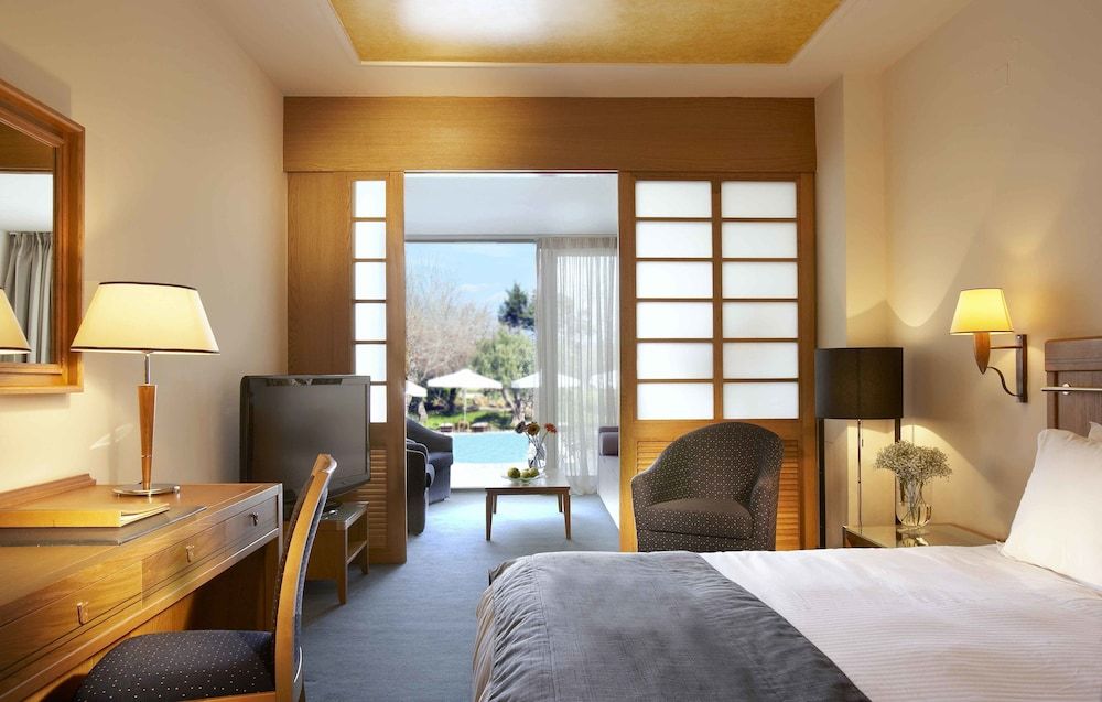 Alexander Beach hotel & Spa Family Room, Garden View, Poolside