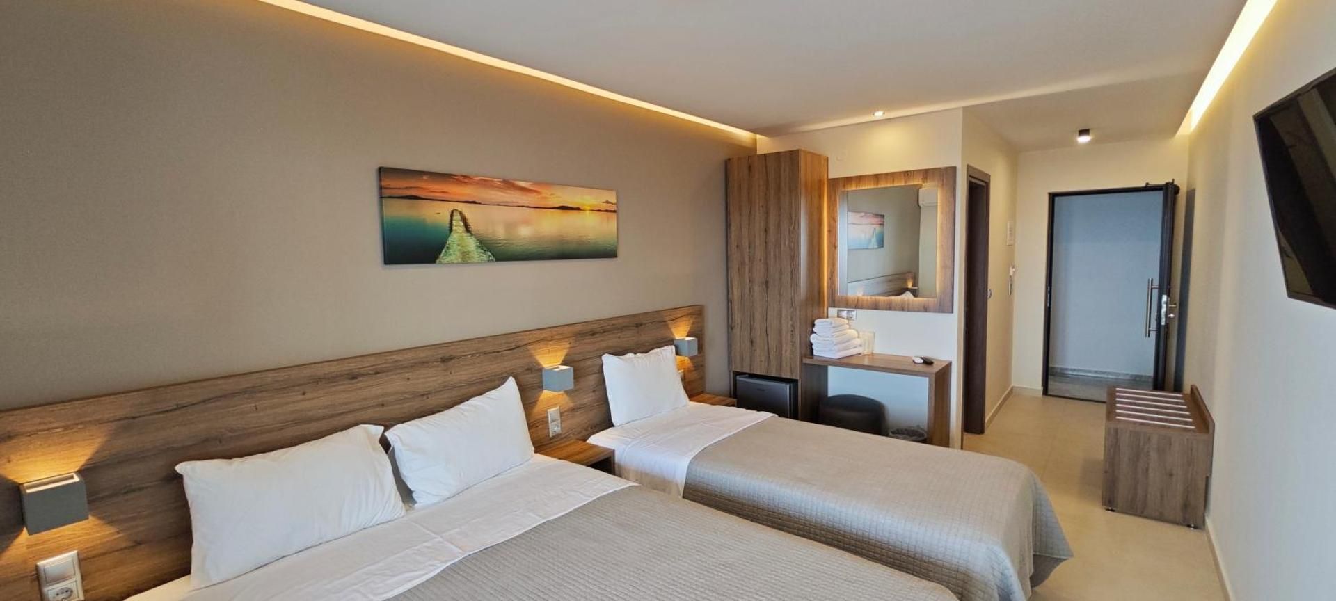 Standard Triple Room with Sea View