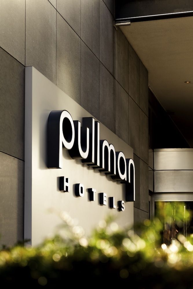 undefined Pullman Eindhoven Cocagne 4