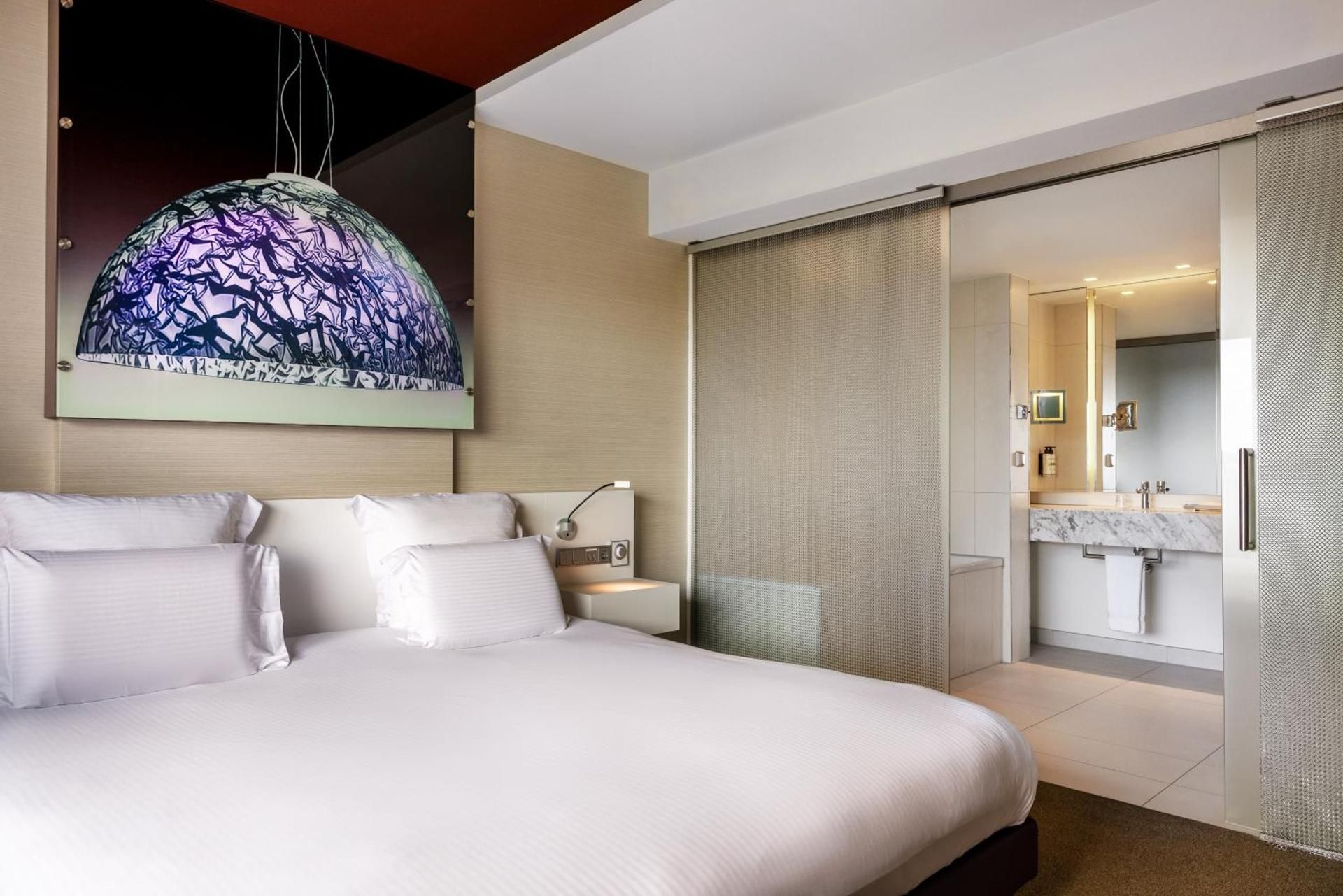 undefined Pullman Eindhoven Cocagne 4