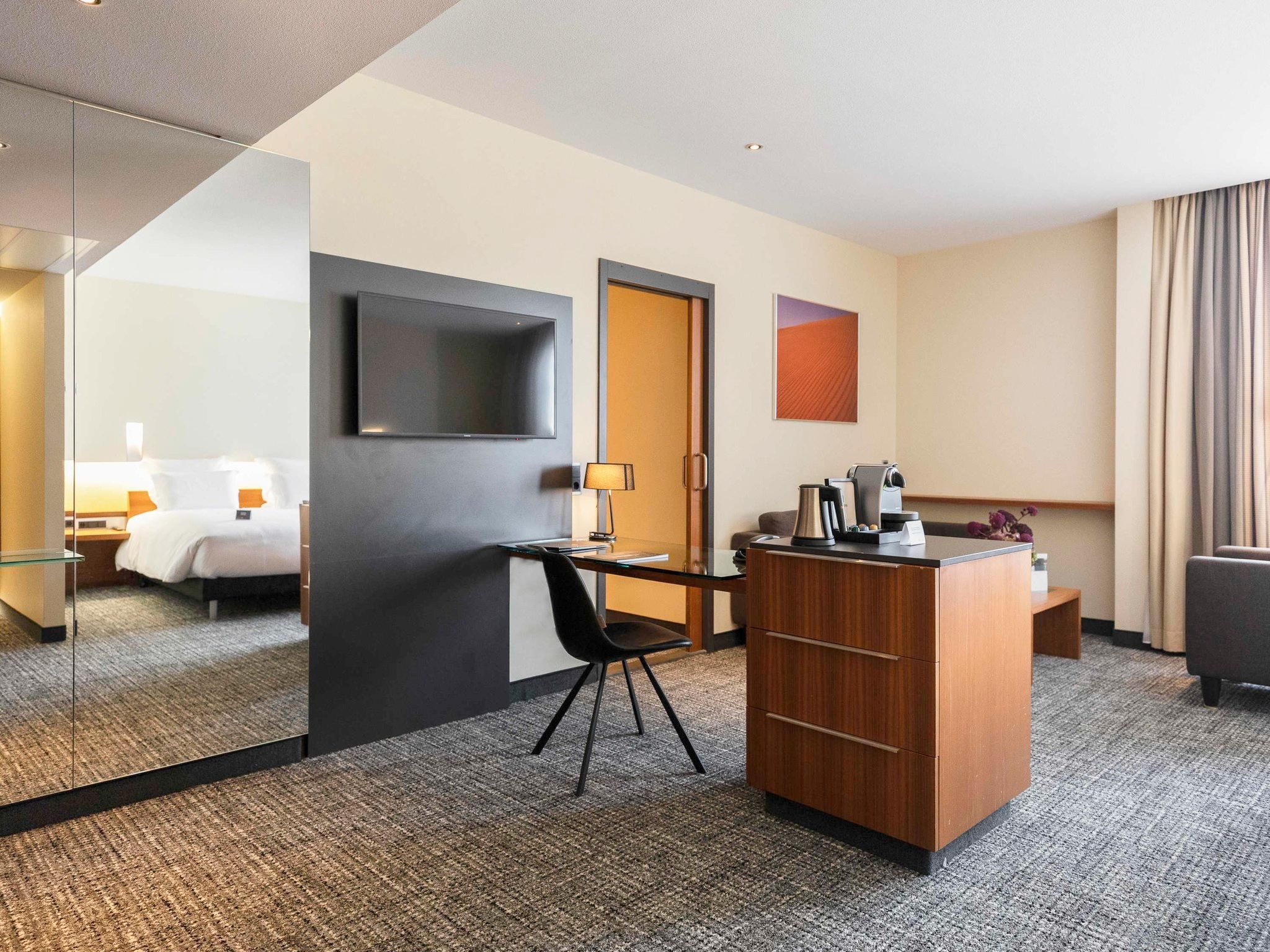 Pullman Eindhoven Cocagne SUPERIOR ROOM, 2 Single Size Beds 3