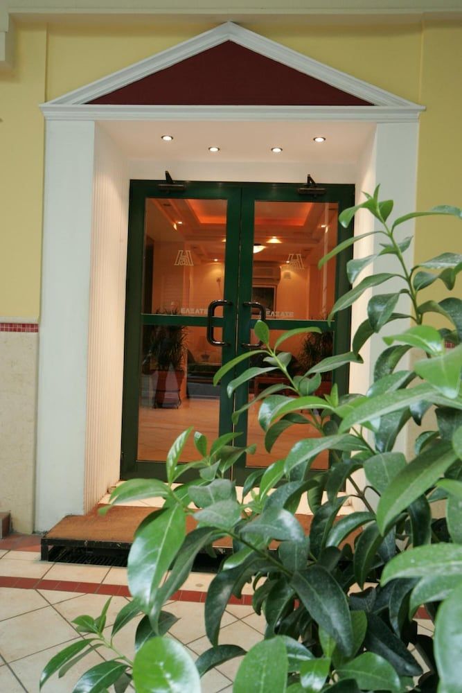 undefined Alma Hotel 6