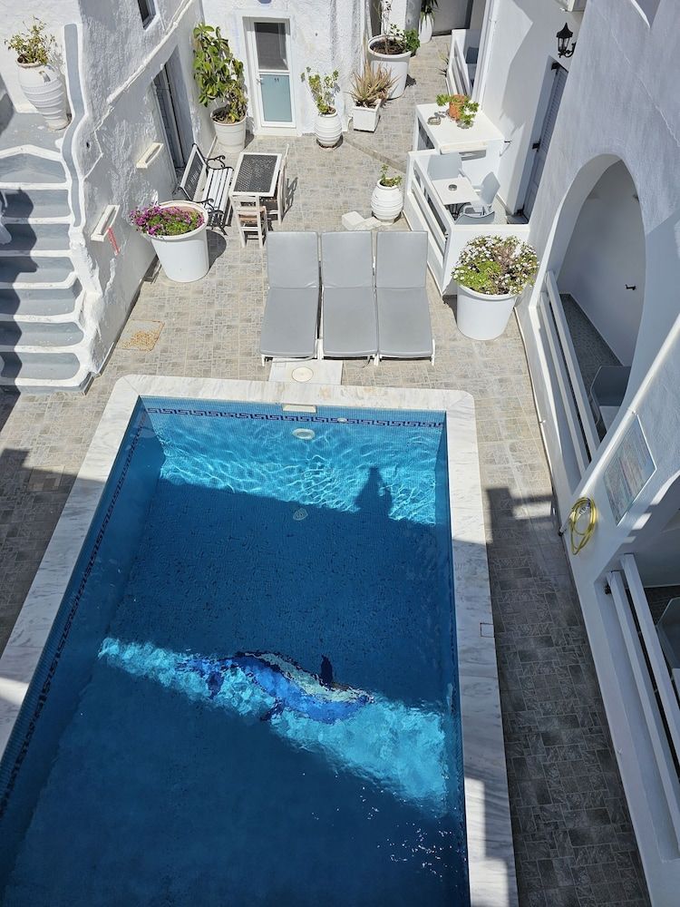 undefined Hotel Leta 6