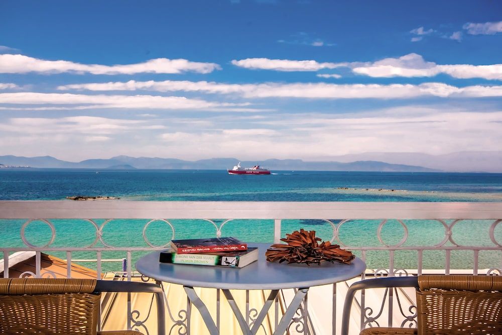 Hotel Plaza Double Room, Sea View 11