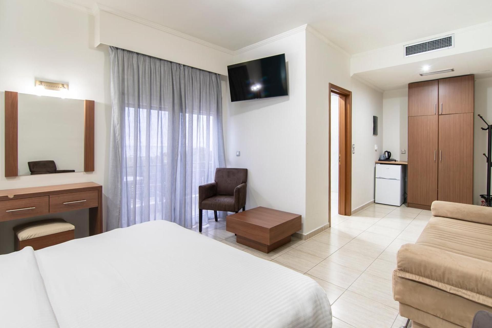 Deluxe Double Room with Balcony and Sea View