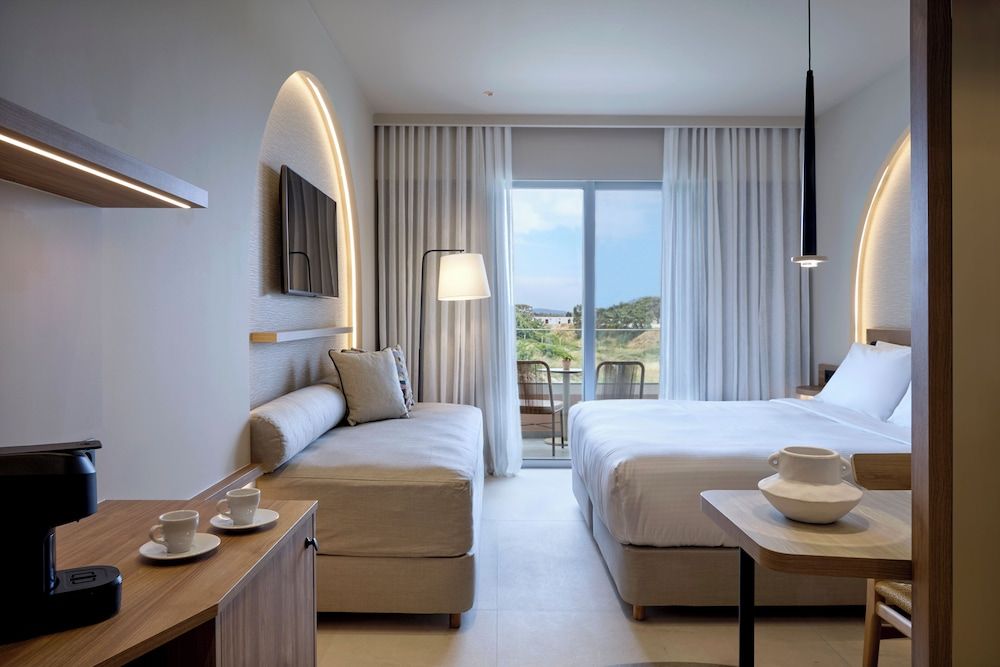 Deluxe Room Side Sea View