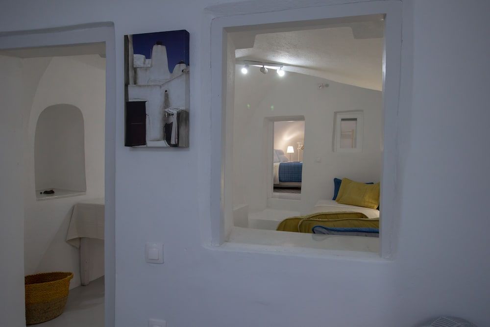 Villa Ariadni Villa Ariadni Cave House Volcano View 13