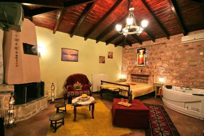 Superior Junior Suite With Fireplace and Hot Tub