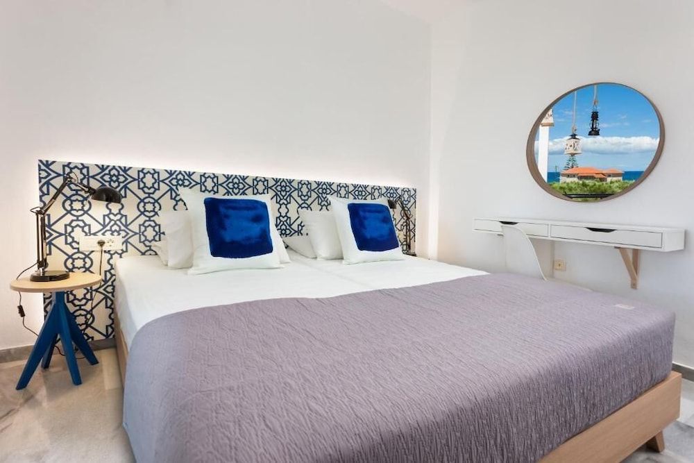 Galatea Studio, Garden View