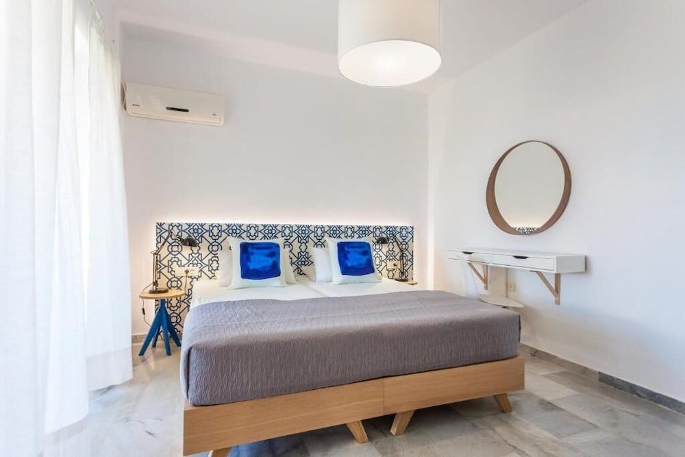 Galatea Studio, Garden View 2