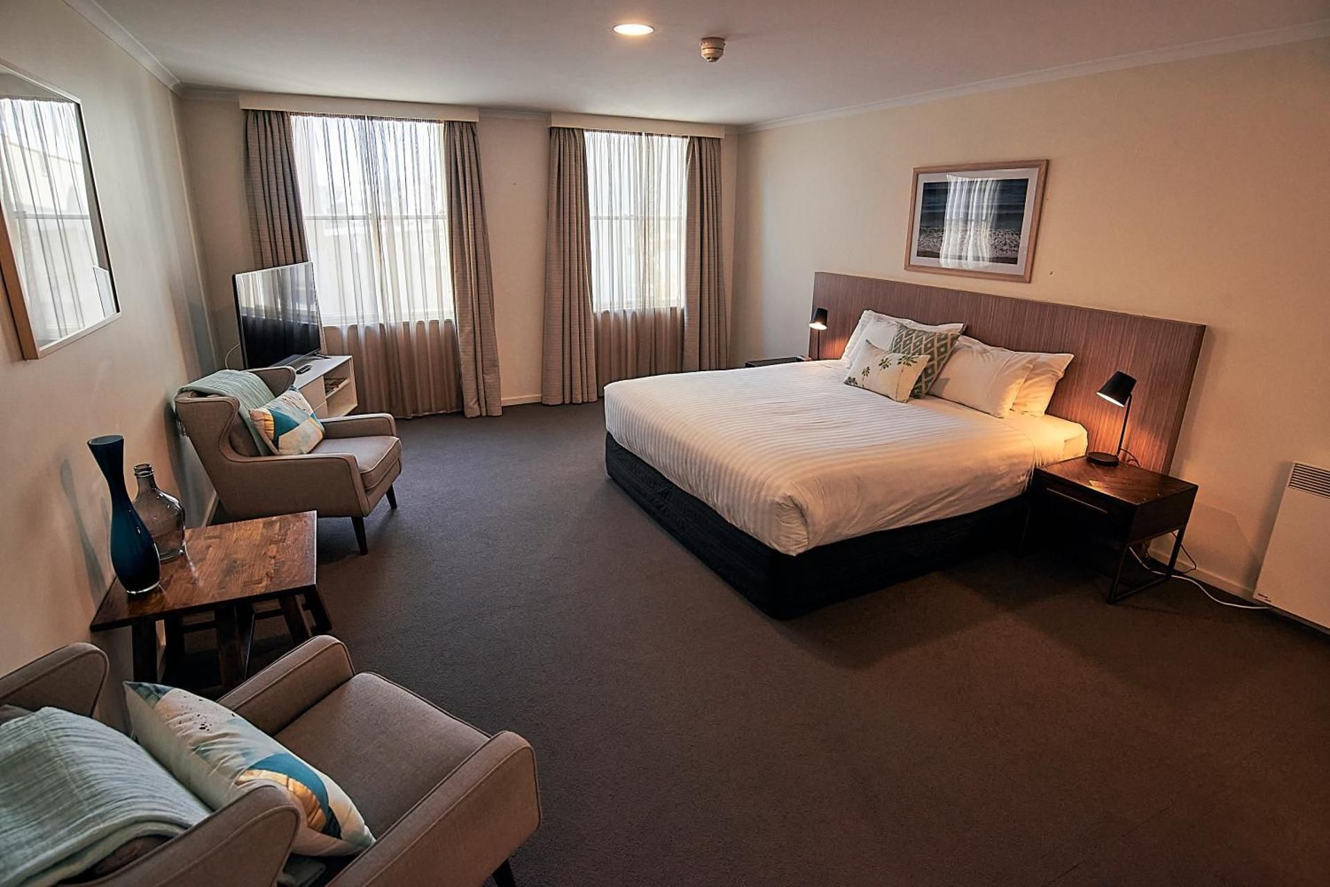 2 Bedroom Deluxe Apartment 