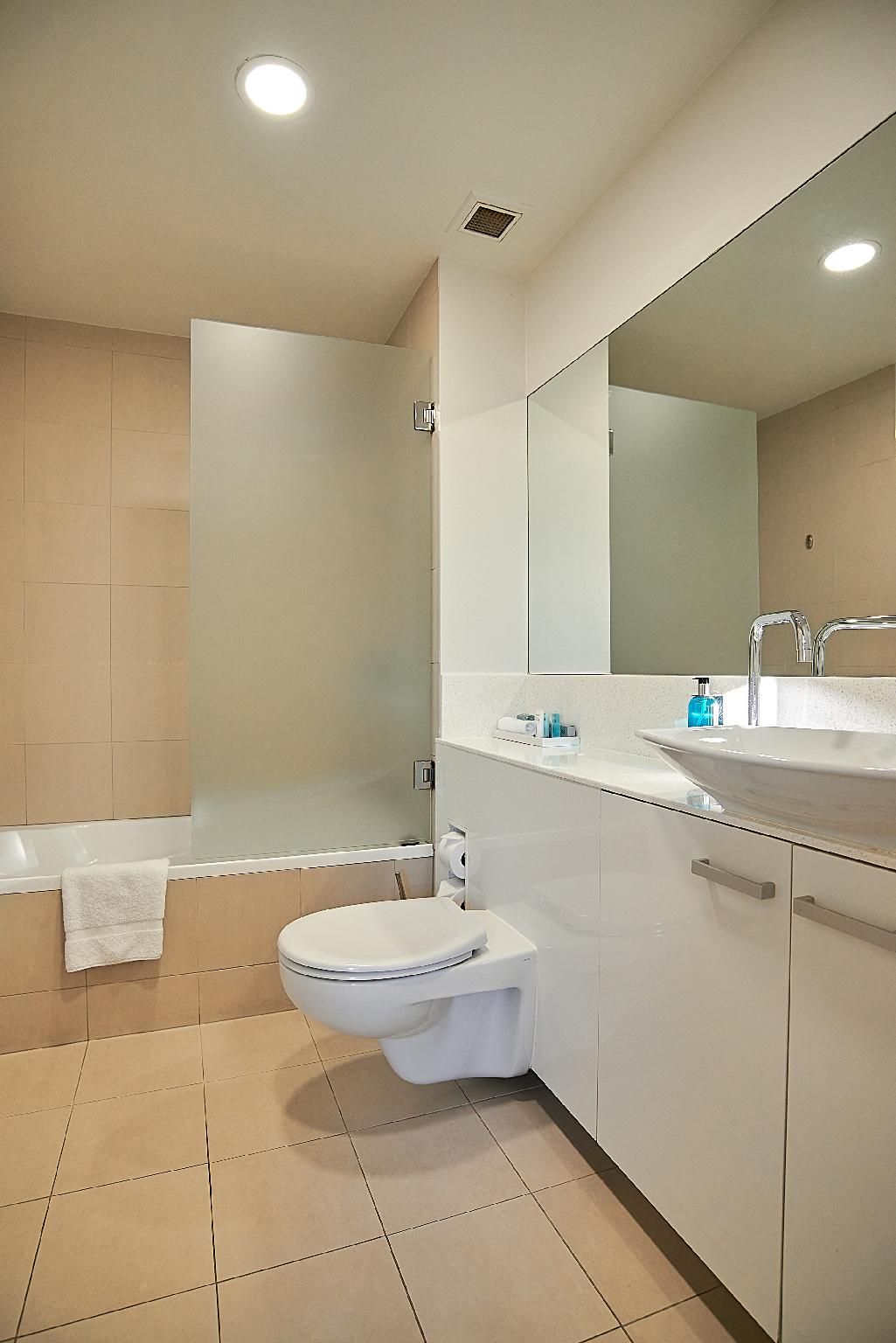 Salamanca Inn Hotel Two Bedroom Suite