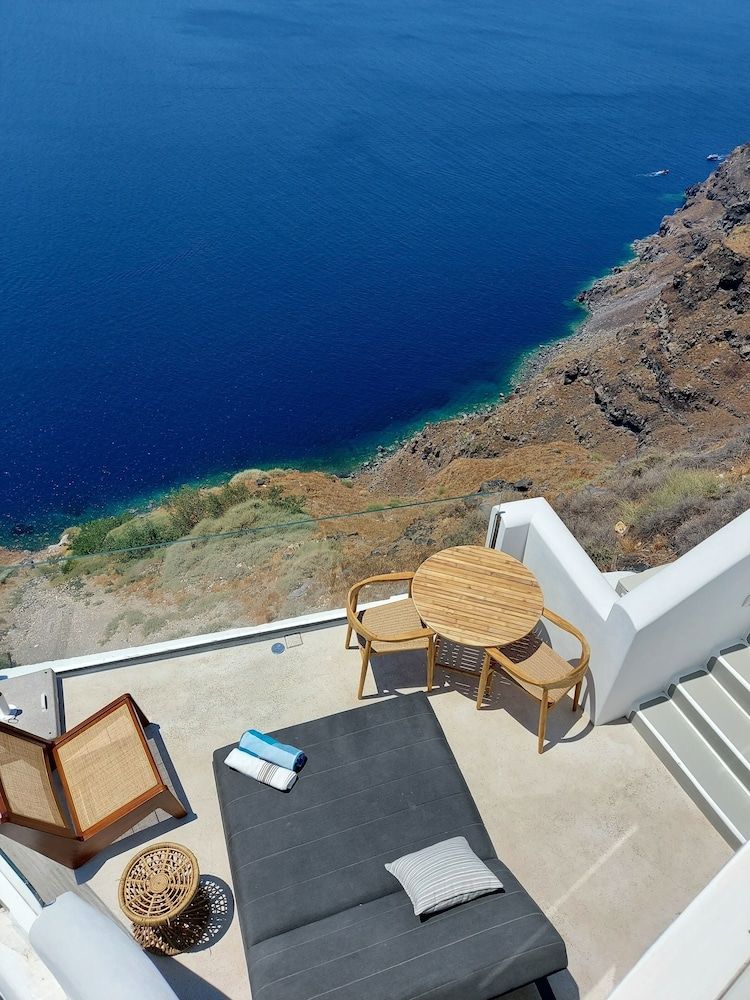 Cocoon Suites 