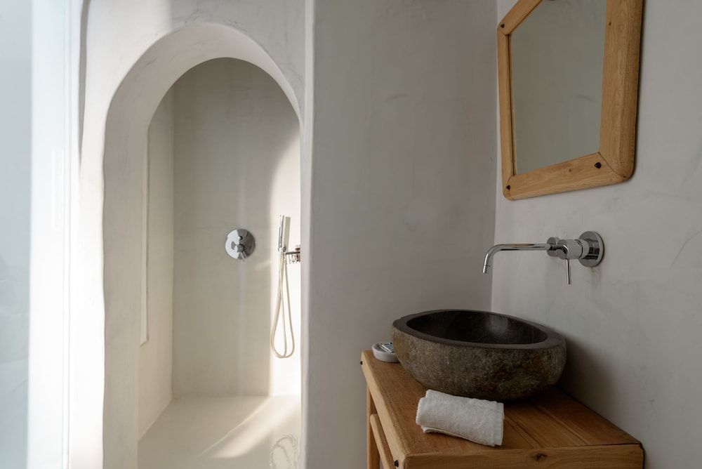 Cocoon Suites Junior Suite, Hot Tub (Outdoor) 11