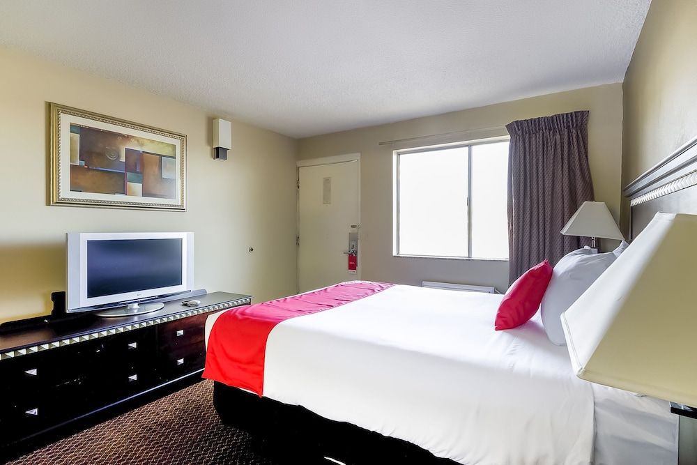 OYO Hotel Eloy/ Casa Grande near I-10 Room, 1 Queen Bed 2
