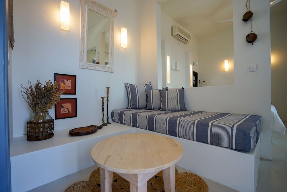 Superior Room (2 Visitors)