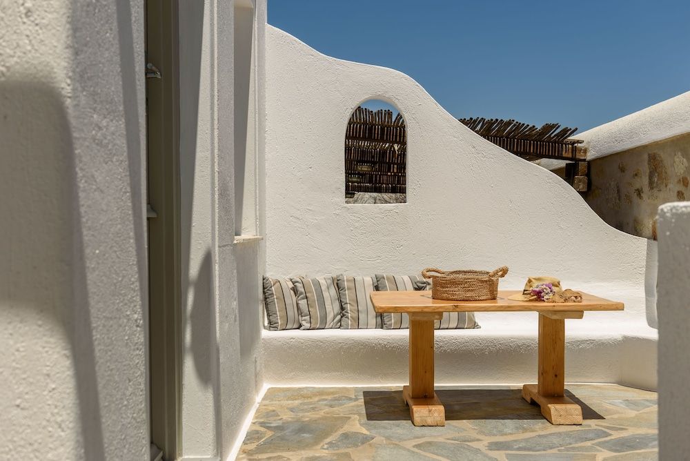 Myconian Platinum Villas Myconian Platinum Superior Villa with Private Pool 4