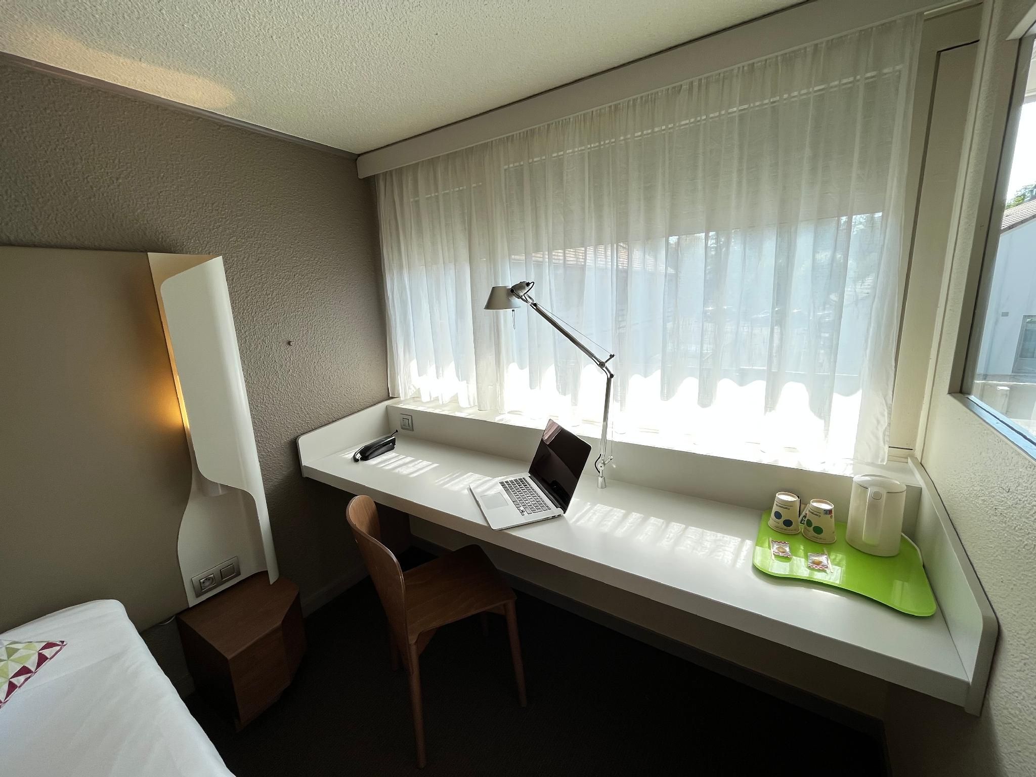 Room Next Generation - 2 Single Beds