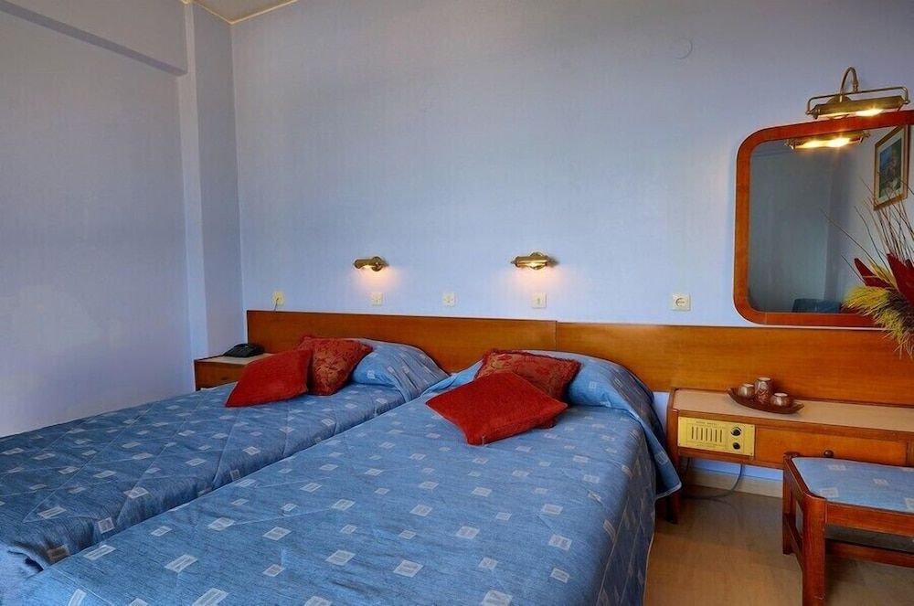 Single Room, Garden View