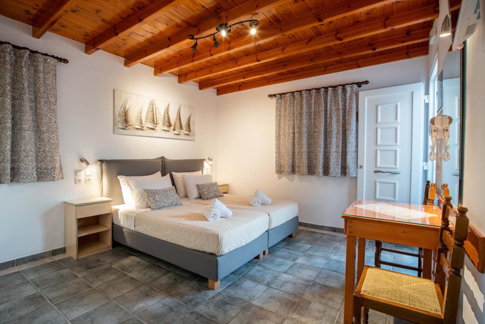 Superior Double or Twin Room with City View Second Floor