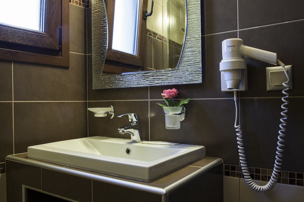 Meteoritis Hotel Deluxe Double Room, Balcony 4