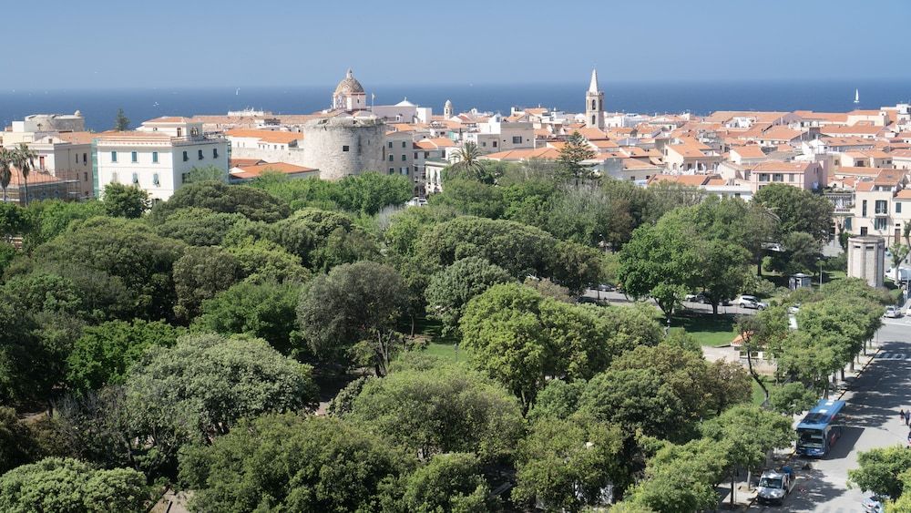 Hotel Catalunya Family Room 8
