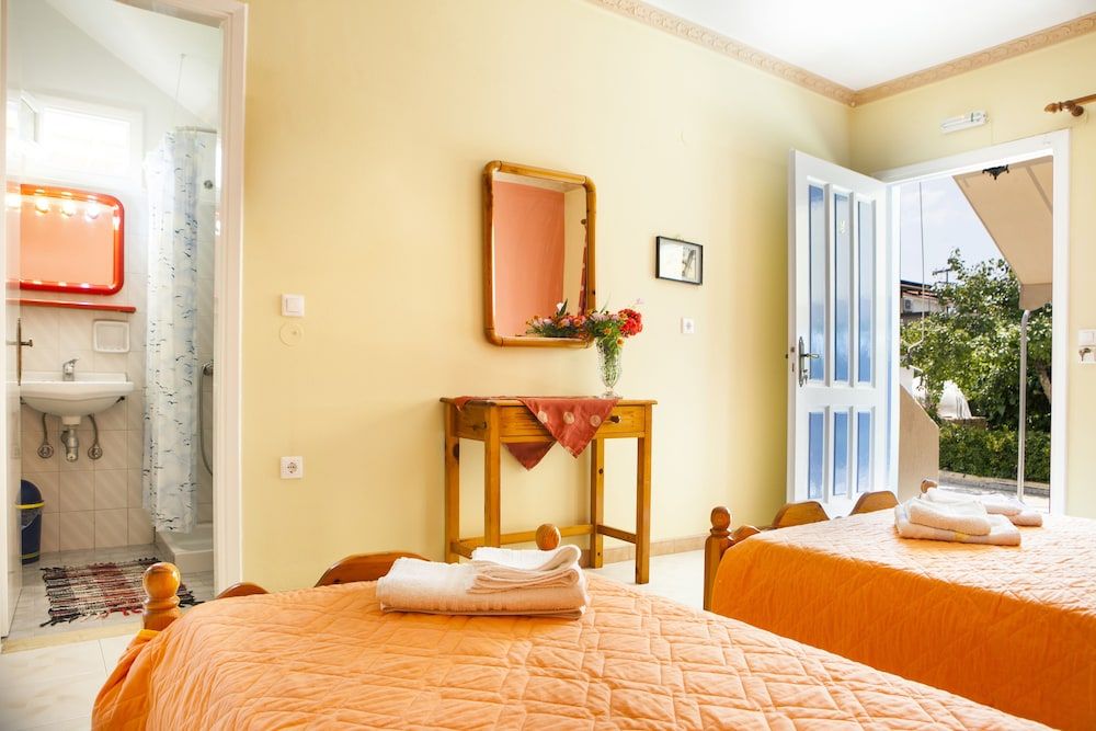 Apartment (Triple)