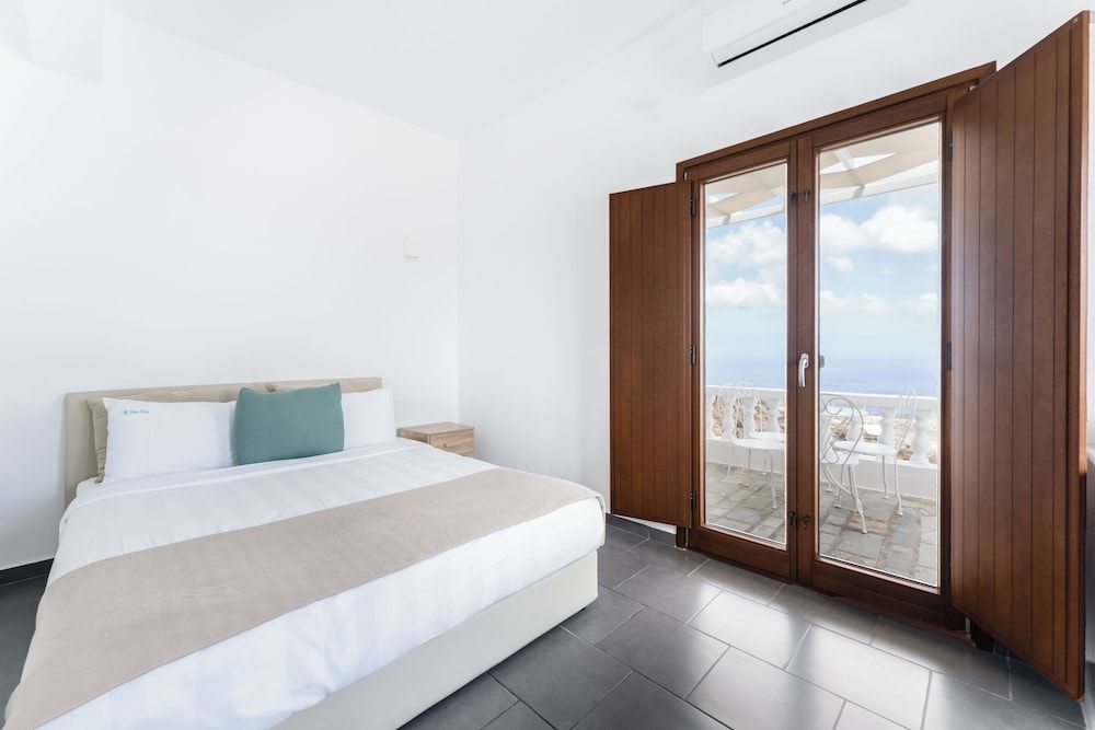 Suite (Phoenix)