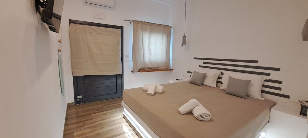 Superior Suite (Infinity Hot Tub)