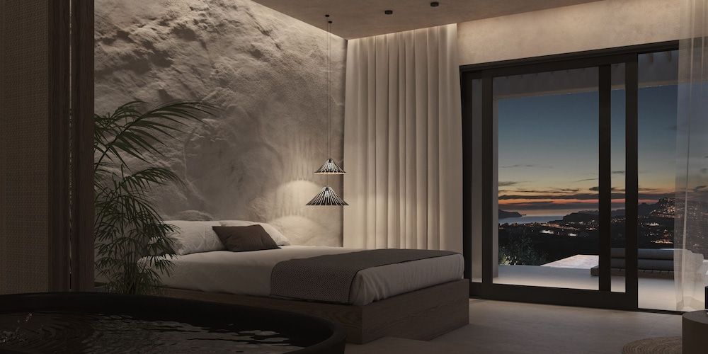 Grand North Suite (Private Heated Pool)