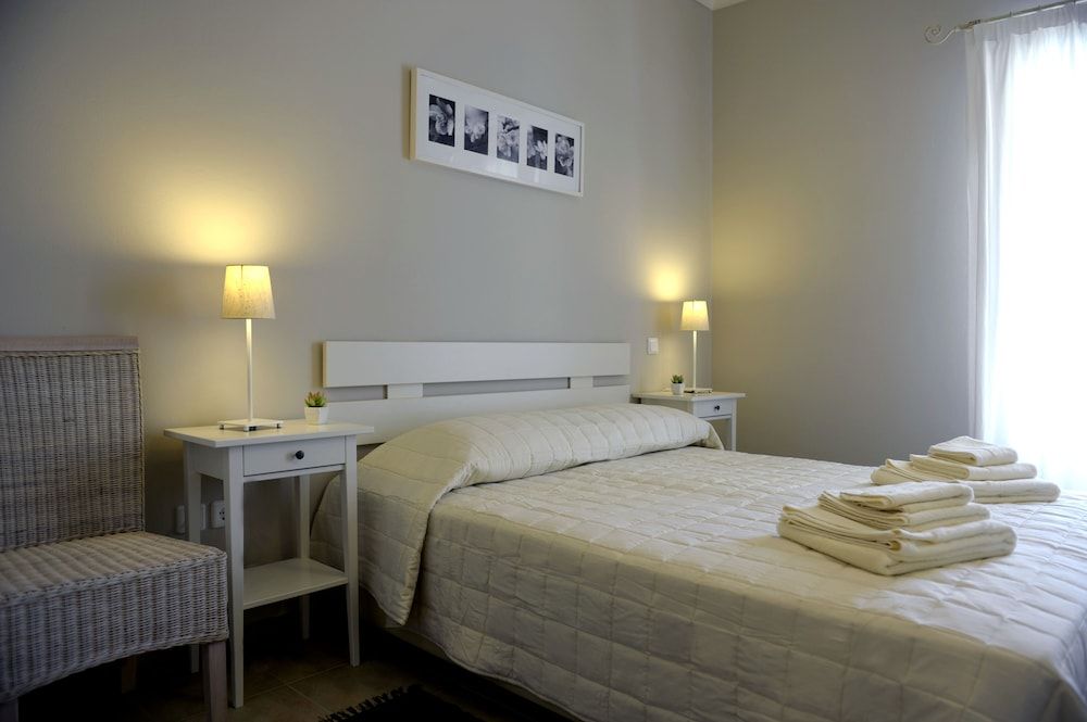 Almyris Standard Room, Partial Sea View